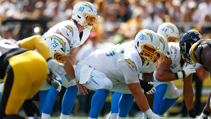 Los Angeles Chargers v Pittsburgh Steelers