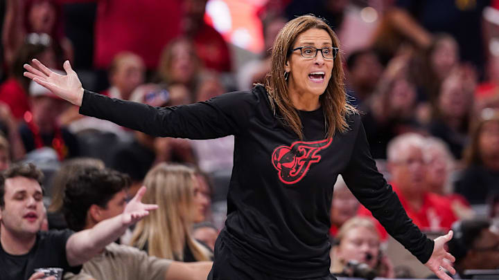 Indiana Fever head coach Stephanie White yells to players on the court Wednesday, July 30, 2025, during the game at Gainbridge Fieldhouse in Indianapolis. The Indiana Fever defeated the Phoenix Mercury, 107-101.