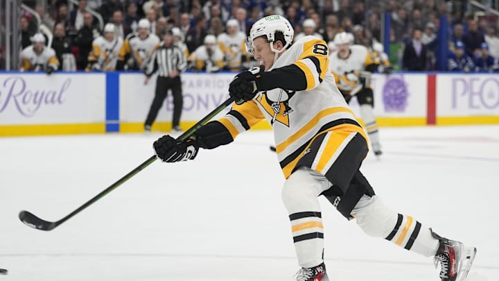 Nov 3, 2025; Toronto, Ontario, CAN; Pittsburgh Penguins forward Benjamin Kindel (81) scores his second goal against the Toronto Maple Leafs during the second period at Scotiabank Arena. Mandatory Credit: John E. Sokolowski-Imagn Images Nov 3, 2025; Toronto, Ontario, CAN; Pittsburgh Penguins forward Benjamin Kindel (81) scores his second goal against the Toronto Maple Leafs during the second period at Scotiabank Arena. Mandatory Credit: John E. Sokolowski-Imagn Images