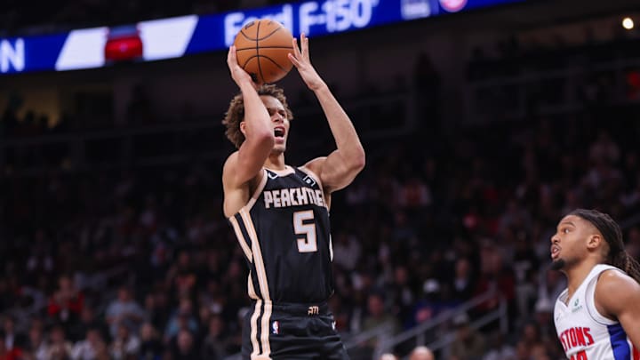 Nov 18, 2025; Atlanta, Georgia, USA; Atlanta Hawks guard Dyson Daniels (5) shoots against the Detroit Pistons in the fourth quarter at State Farm Arena. Mandatory Credit: Brett Davis-Imagn Images
Nov 18, 2025; Atlanta, Georgia, USA; Atlanta Hawks guard Dyson Daniels (5) shoots against the Detroit Pistons in the fourth quarter at State Farm Arena. Mandatory Credit: Brett Davis-Imagn Images