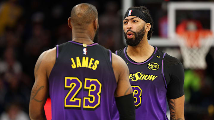 LeBron James y Anthony Davis no atraviesan un buen momento con los Lakers en esta zafra de NBA