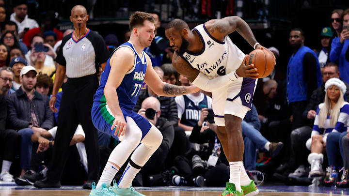 Los Angeles Lakers v Dallas Mavericks