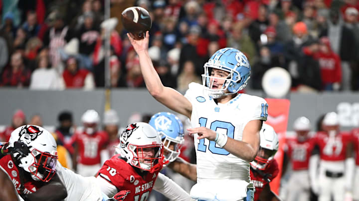 Nov 25, 2023; Raleigh, North Carolina, USA; North Carolina Tar Heels quarterback Drake Maye (10)