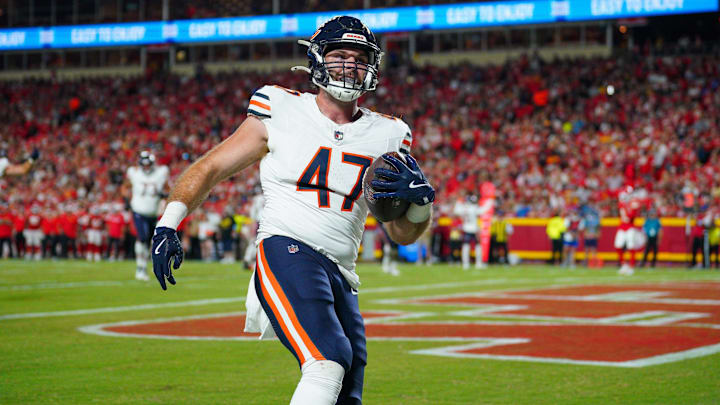 Tommy Sweeney catches a touchdown pass against Kansas City to close preseason.