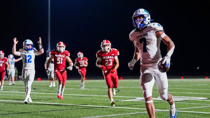 Green Bay Notre Dame's Kingston Allen (7) scores a touchdown against Neenah High School on Friday, Aug. 21, 2026, at Neenah High School in Neenah, Wisconsin. Notre Dame won the game in overtime, 56-53.
Tork Mason/Green Bay Press-Gazette Green Bay Notre Dame's Kingston Allen (7) scores a touchdown against Neenah High School on Friday, Aug. 21, 2026, at Neenah High School in Neenah, Wisconsin. Notre Dame won the game in overtime, 56-53.
Tork Mason/Green Bay Press-Gazette