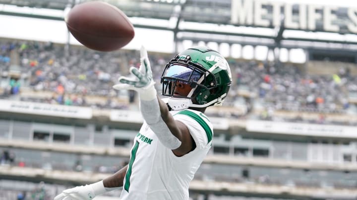 New York Jets cornerback Sauce Gardner (1) catches the ball during warmups before the Jets take on the New England Patriots at MetLife Stadium on Sunday, Sept. 24, 2023, in East Rutherford. New York Jets cornerback Sauce Gardner (1) catches the ball during warmups before the Jets take on the New England Patriots at MetLife Stadium on Sunday, Sept. 24, 2023, in East Rutherford.