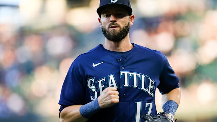 Seattle Mariners right fielder Mitch Haniger (17) runs back to the dugout after facing the Los Angeles Angels during the third inning at T-Mobile Park in 2022. Seattle Mariners right fielder Mitch Haniger (17) runs back to the dugout after facing the Los Angeles Angels during the third inning at T-Mobile Park in 2022.