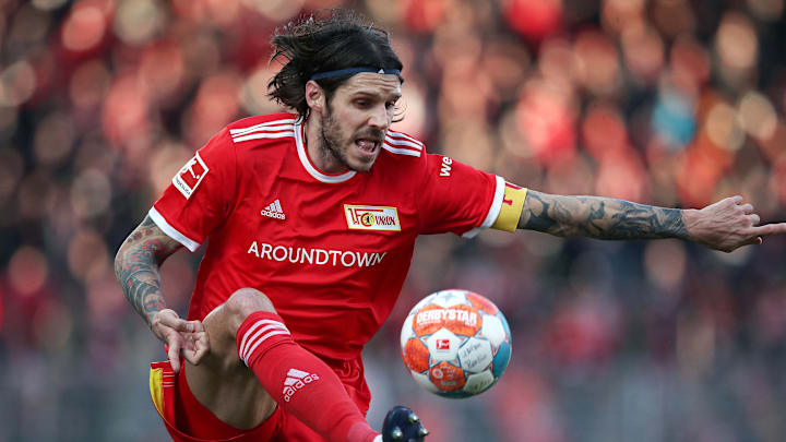 Der Kapitän bleibt eisern an Bord!