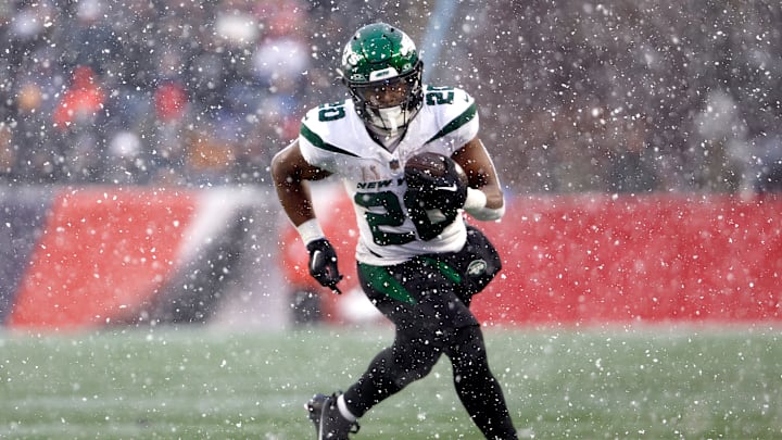 New York Jets v New England Patriots