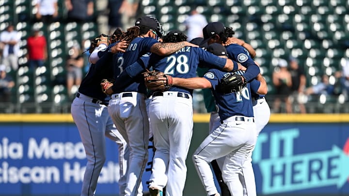 Cleveland Guardians v Seattle Mariners