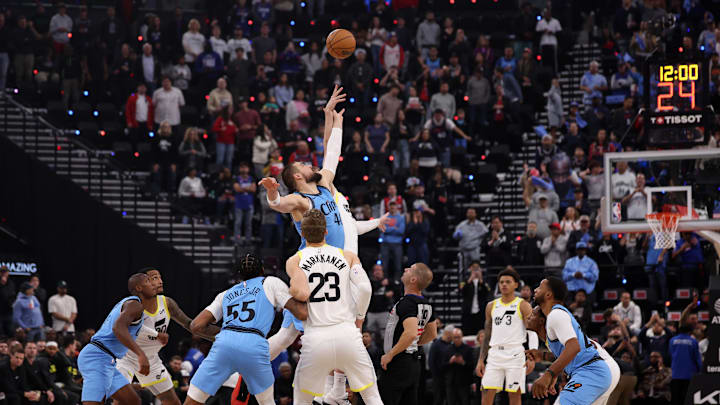 Nov 17, 2024; Inglewood, California, USA;  Los Angeles Clippers center Ivica Zubac (40) and Utah Jazz forward Kyle Filipowski (22) jump for a tip off during the first quarter at Intuit Dome. Mandatory Credit: Kiyoshi Mio-Imagn Images