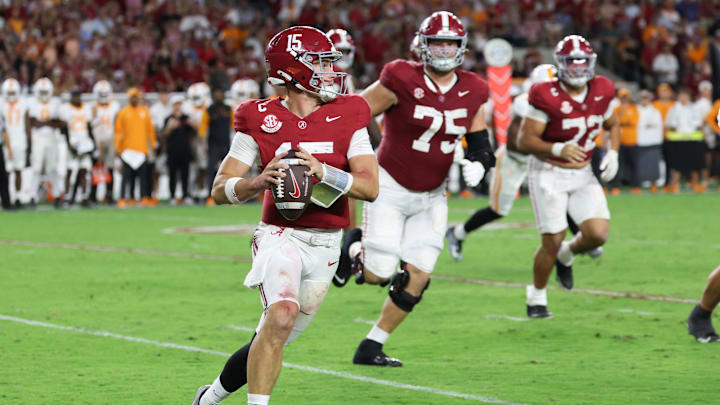Oct 18, 2025; Tuscaloosa, Alabama, USA; Alabama Crimson Tide quarterback Ty Simpson (15) prepares to throw the ball during the fourth quarter against the Tennessee Volunteers at Saban Field at Bryant-Denny Stadium. Mandatory Credit: David Leong-Imagn Images
