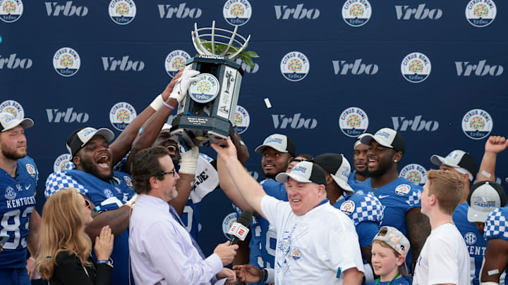 Vrbo Citrus Bowl - Iowa v Kentucky