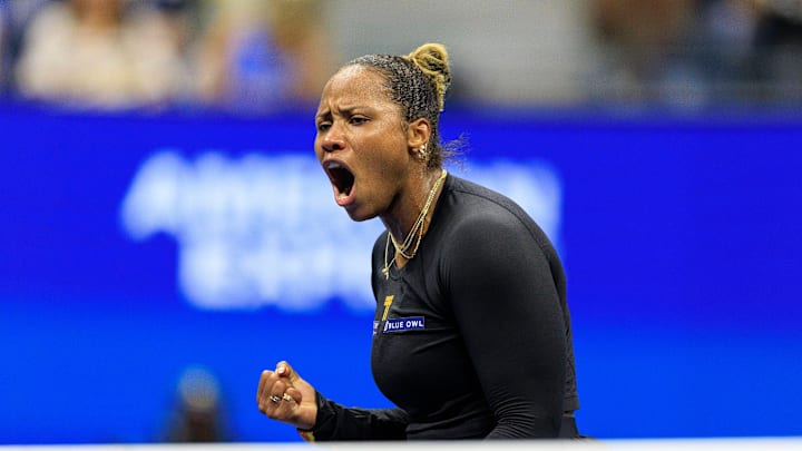 Taylor Townsend advances to the fourth round after defeating Mira Andreeva.