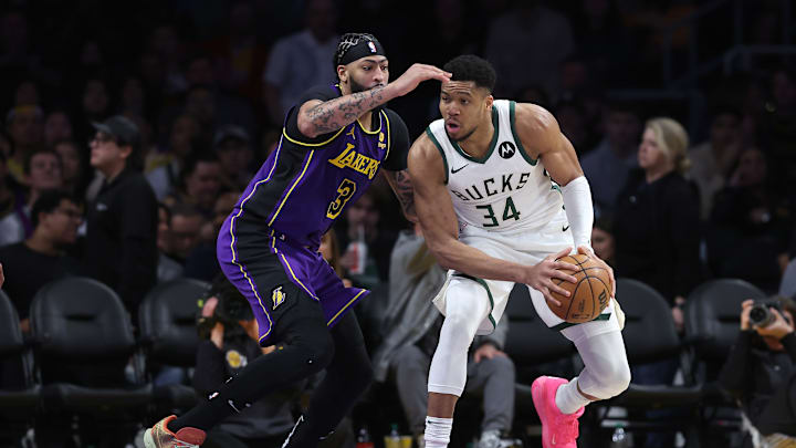 Milwaukee Bucks v Los Angeles Lakers