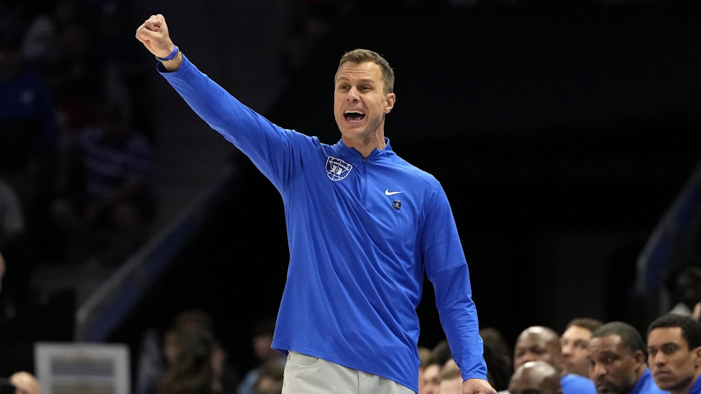 Duke basketball offers high school recruit with likelihood of reclassification