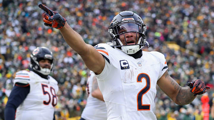 Chicago Bears wide receiver DJ Moore (2) gestures to the crowd after scoring a touchdown against the Green Bay Packers.