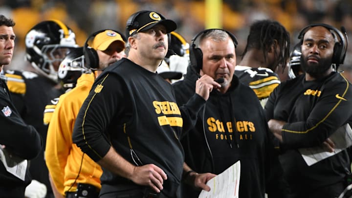 Oct 20, 2024; Pittsburgh, Pennsylvania, USA; Pittsburgh Steelers offensive coordinator Arthur Smith reacts against the New York Jets during the fourth quarter at Acrisure Stadium. Mandatory Credit: Barry Reeger-Imagn Images