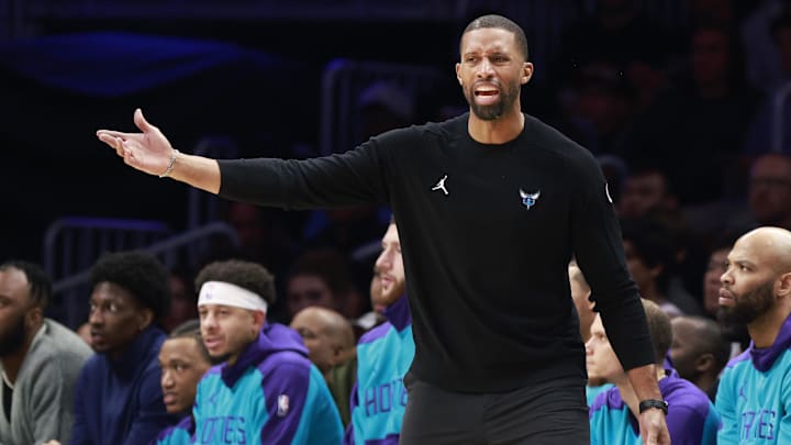 Mar 10, 2025; Miami, Florida, USA; Charlotte Hornets head coach Charles Lee reacts against the Miami Heat during the second half at Kaseya Center. Mandatory Credit: Rhona Wise-Imagn Images Mar 10, 2025; Miami, Florida, USA; Charlotte Hornets head coach Charles Lee reacts against the Miami Heat during the second half at Kaseya Center. Mandatory Credit: Rhona Wise-Imagn Images