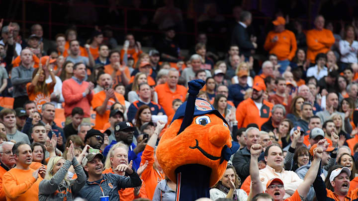 Syracuse basketball 2025 4-star recruit London Jemison, who has officially visited, moves into the top 30 as he stars in AAU.