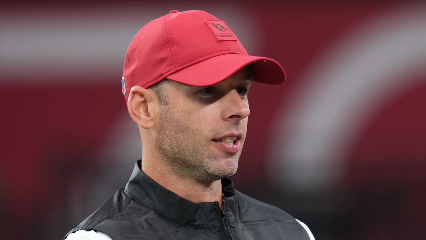 Jonathan Gannon Has Hilarious Reaction to Philip Rivers NFL Comeback