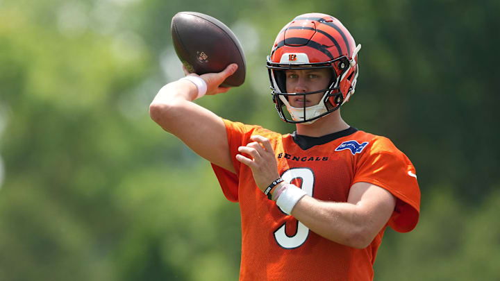Jun 10, 2025; Cincinnati, OH, USA; Cincinnati Bengals quarterback Joe Burrow (9) during practice at Paycor Stadium. Mandatory Credit: Kareem Elgazzar-Imagn Images Jun 10, 2025; Cincinnati, OH, USA; Cincinnati Bengals quarterback Joe Burrow (9) during practice at Paycor Stadium. Mandatory Credit: Kareem Elgazzar-Imagn Images
