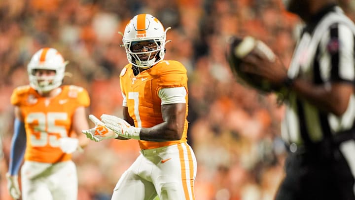 Tennessee linebacker Arion Carter (7) during a college football game between Tennessee and Mississippi State at Neyland Stadium in Knoxville, Tenn., on Saturday, Nov. 9, 2024.