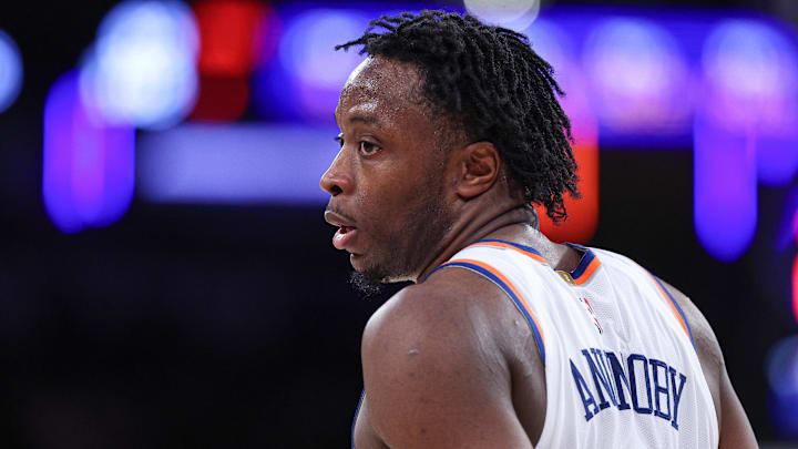Jan 7, 2026; New York, New York, USA; New York Knicks forward Og Anunoby (8) looks back after making a basket against the LA Clippers during the second half at Madison Square Garden. Mandatory Credit: Vincent Carchietta-Imagn Images
