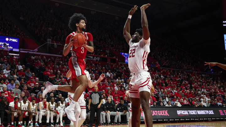 Taison Chatman will miss the 2024-25 season with a torn ACL.