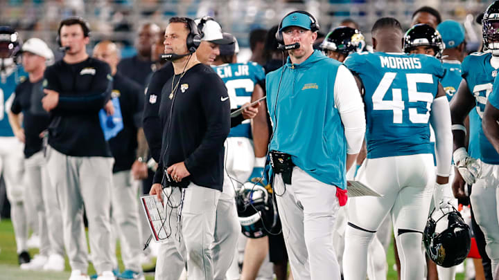 Aug 9, 2025; Jacksonville, Florida, USA; Jacksonville Jaguars defensive coordinator Anthony Campanile stands with head coach Liam Coen on the sidelines during a preseason game against the Pittsburgh Steelers at EverBank Stadium. Mandatory Credit: Travis Register-Imagn Images