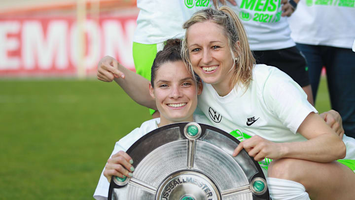 FC Carl Zeiss Jena v VfL Wolfsburg - FLYERALARM Frauen Bundesliga