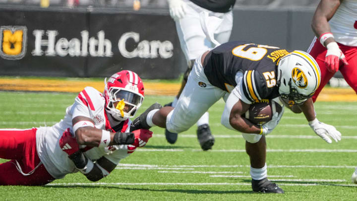 Even with a week off, Missouri RB Ahmad Hardy remains the nation's leading rusher.