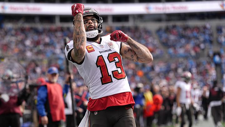 Dec 21, 2025; Charlotte, North Carolina, USA; Tampa Bay Buccaneers wide receiver Mike Evans (13) reacts a touchdown during the first half against the Carolina Panthers at Bank of America Stadium. Mandatory Credit: Jim Dedmon-Imagn Images Dec 21, 2025; Charlotte, North Carolina, USA; Tampa Bay Buccaneers wide receiver Mike Evans (13) reacts a touchdown during the first half against the Carolina Panthers at Bank of America Stadium. Mandatory Credit: Jim Dedmon-Imagn Images