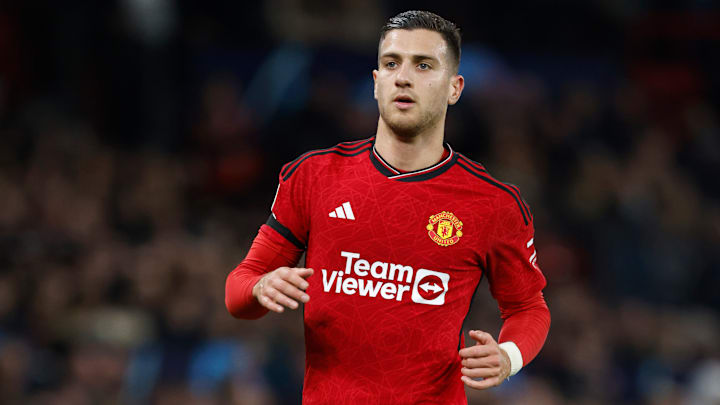 Dalot will not join up with the Portugal squad