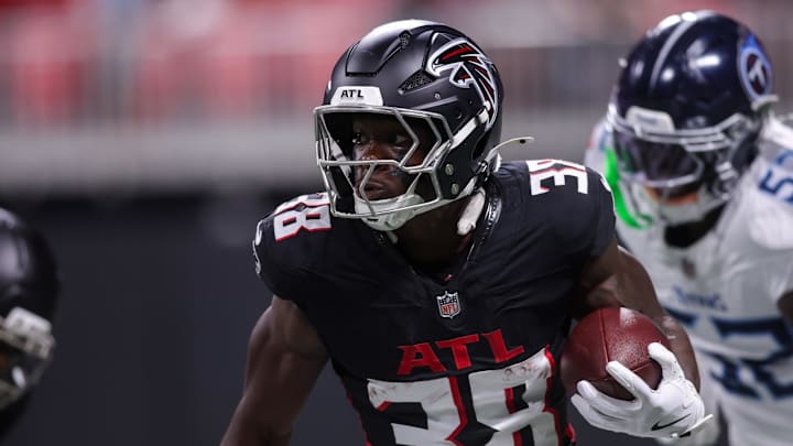 Atlanta Falcons running back Nathan Carter