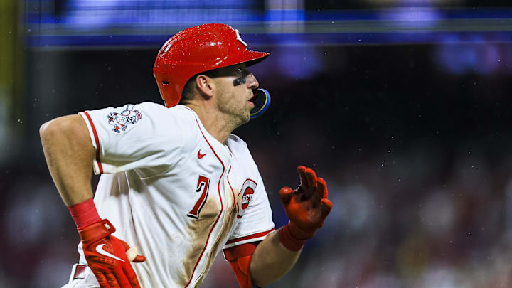 Jun 24, 2025; Cincinnati, Ohio, USA; Cincinnati Reds outfielder Spencer Steer (7) runs to first after hitting a single in the eighth inning against the New York Yankees at Great American Ball Park. Mandatory Credit: Katie Stratman-Imagn Images