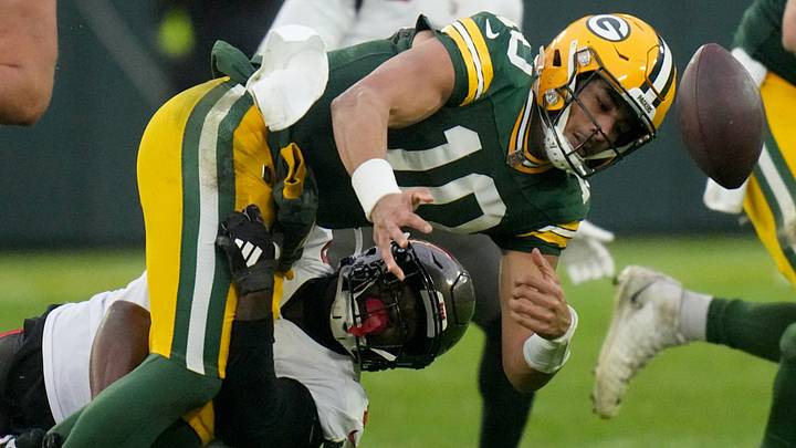 Green Bay Packers quarterback Jordan Love (10) fumbles the ball during the 2023 game against the Buccaneers. Green Bay Packers quarterback Jordan Love (10) fumbles the ball during the 2023 game against the Buccaneers.