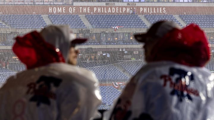 Phillies rain delay