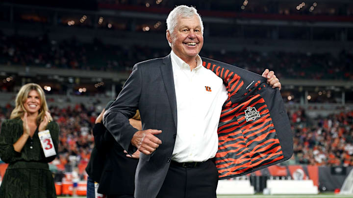 Former Cincinnati Bengals quarterback Ken Anderson displays the Ring of Honor insignia on the inside of his jacket during a halftime ceremony at halftime of a Week 4 NFL football game between the Jacksonville Jaguars and the Cincinnati Bengals, Thursday, Sept. 30, 2021, at Paul Brown Stadium in Cincinnati.

Jacksonville Jaguars At Cincinnati Bengals Sept 30