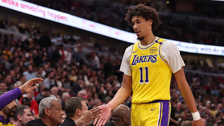 Los Lakers podrían sustituir a Jaxson Hayes con un pívot del Orlando Magic