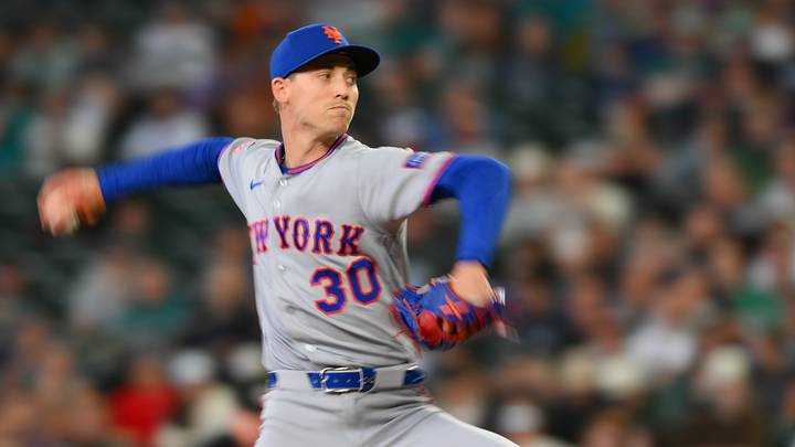 Jun 3, 2026; Seattle, Washington, USA; New York Mets relief pitcher Luke Weaver (30) pitches to the Seattle Mariners during the eighth inning at T-Mobile Park. Mandatory Credit: Steven Bisig-Imagn Images Jun 3, 2026; Seattle, Washington, USA; New York Mets relief pitcher Luke Weaver (30) pitches to the Seattle Mariners during the eighth inning at T-Mobile Park. Mandatory Credit: Steven Bisig-Imagn Images