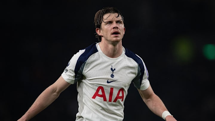 Tottenham Hotspur v Newcastle United - Premier League Tottenham Hotspur v Newcastle United - Premier League