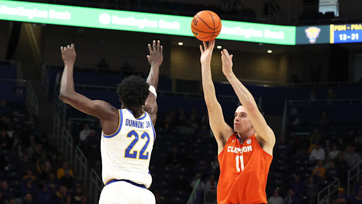 Clemson forward Nick Davidson attempts a shot in the Tigers’ win on Jan. 3 against Pittsburgh. 