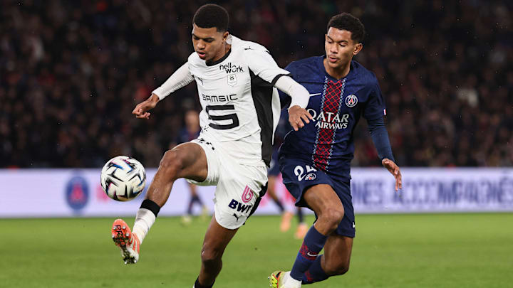 Rennes e PSG se enfrentam nesta sexta-feira, 13