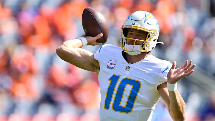 Los Angeles Chargers v Denver Broncos