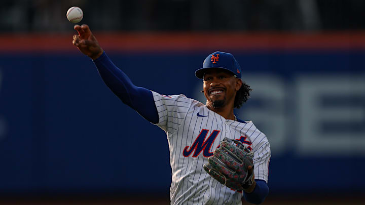 Jun 11, 2025; New York City, New York, USA; New York Mets shortstop Francisco Lindor (12) warms up before the game against the Washington Nationals at Citi Field. Mandatory Credit: Vincent Carchietta-Imagn Images Jun 11, 2025; New York City, New York, USA; New York Mets shortstop Francisco Lindor (12) warms up before the game against the Washington Nationals at Citi Field. Mandatory Credit: Vincent Carchietta-Imagn Images