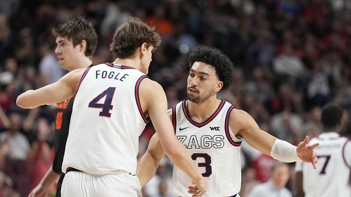 March 9, 2026; Las Vegas, NV, USA; Gonzaga Bulldogs guard Braeden Smith (3) celebrates with guard Davis Fogle (4) against the Oregon State Beavers during the first half at Orleans Arena. Mandatory Credit: Kyle Terada-Imagn Images