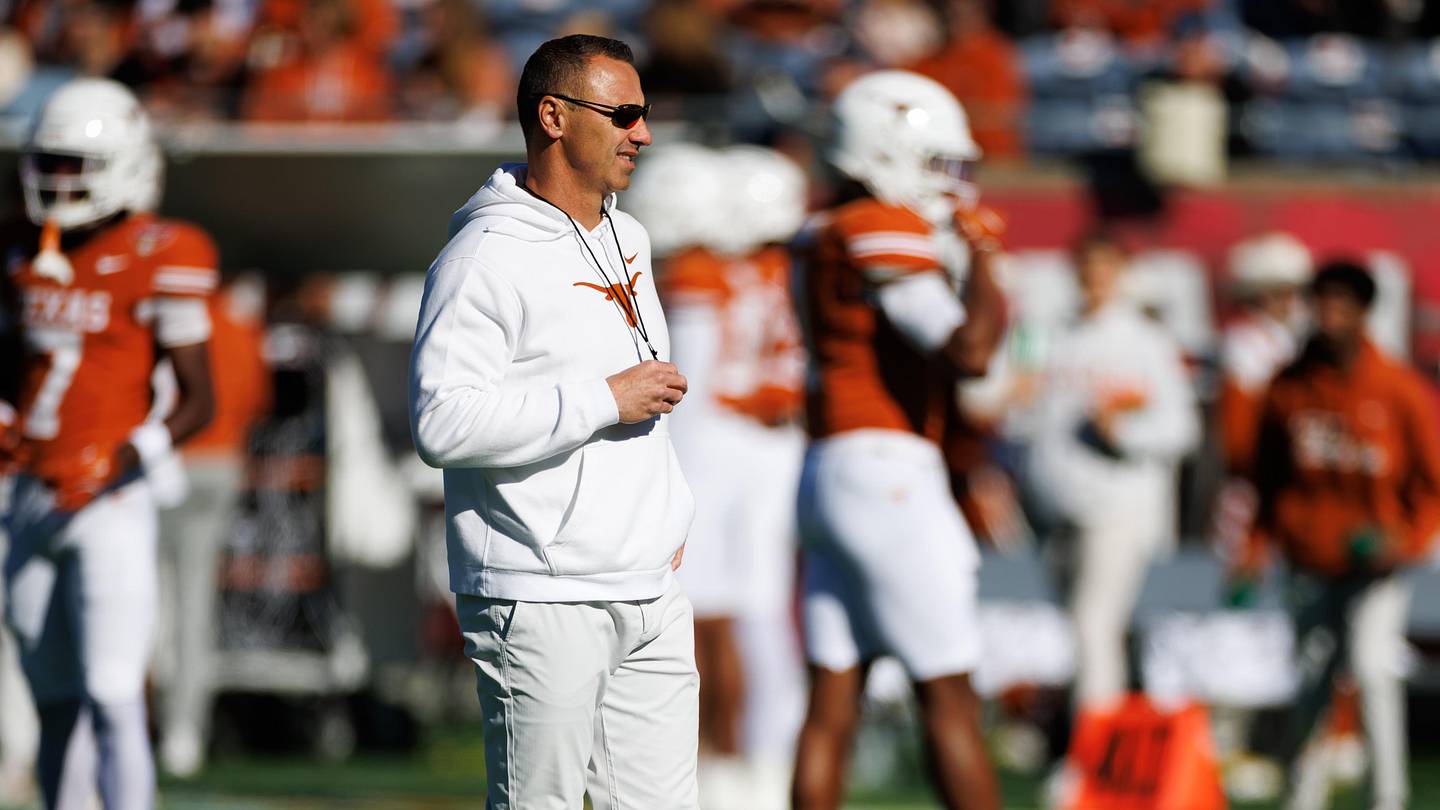 3 Players Who Could Break Out for Texas This Season