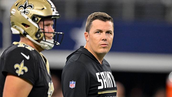 Aug 28, 2026; Arlington, Texas, USA; New Orleans Saints head coach Kellen Moore looks on during the game between the Cowboys and the Saints at AT&T Stadium. Mandatory Credit: Jerome Miron-Imagn Images Aug 28, 2026; Arlington, Texas, USA; New Orleans Saints head coach Kellen Moore looks on during the game between the Cowboys and the Saints at AT&T Stadium. Mandatory Credit: Jerome Miron-Imagn Images