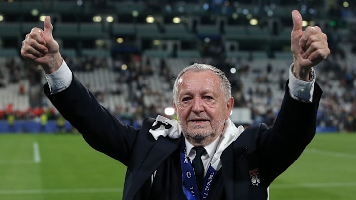Jean-Michel Aulas peut avoir le sourire ! Jean-Michel Aulas peut avoir le sourire !